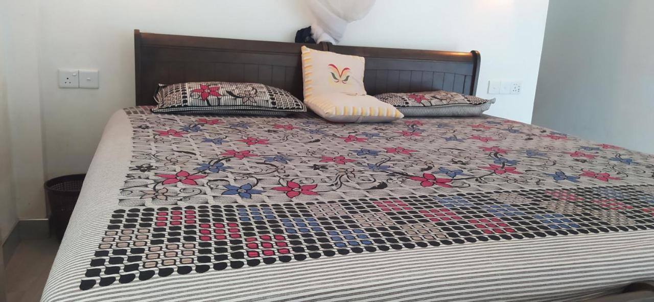Ella Value Village 외부 사진